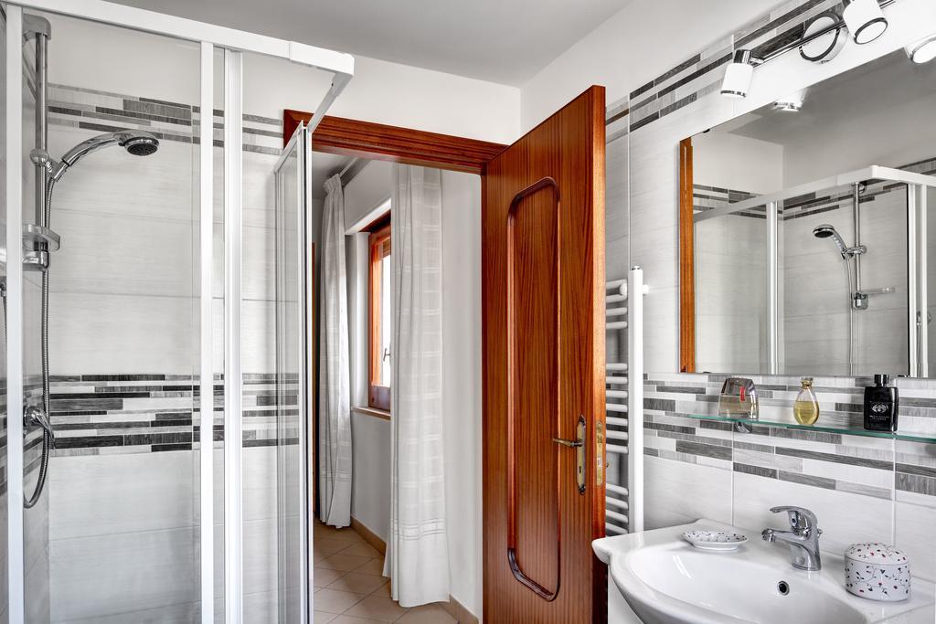 Apartamento Matisse Nerano By Gocce Marina del Cantone Habitación foto