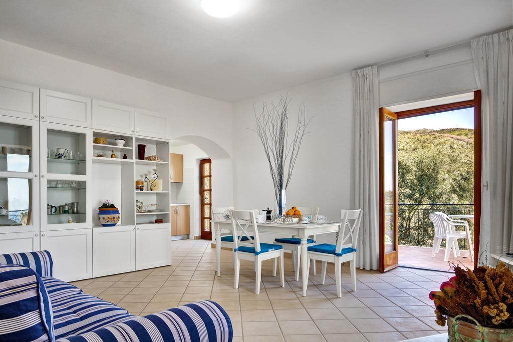 Apartamento Matisse Nerano By Gocce Marina del Cantone Habitación foto
